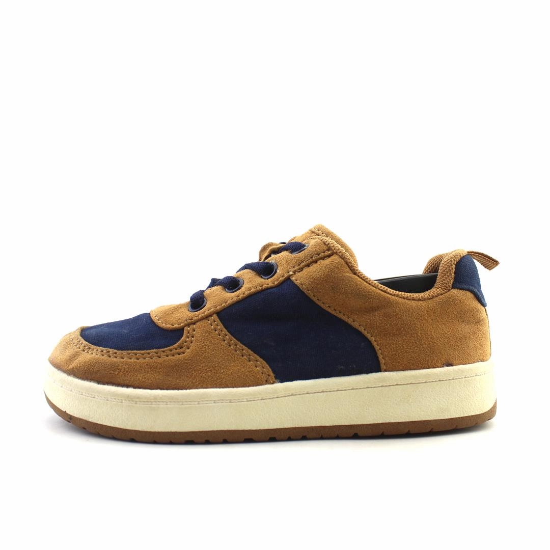 OLD NAVY . Old Navy versatile casual footwear