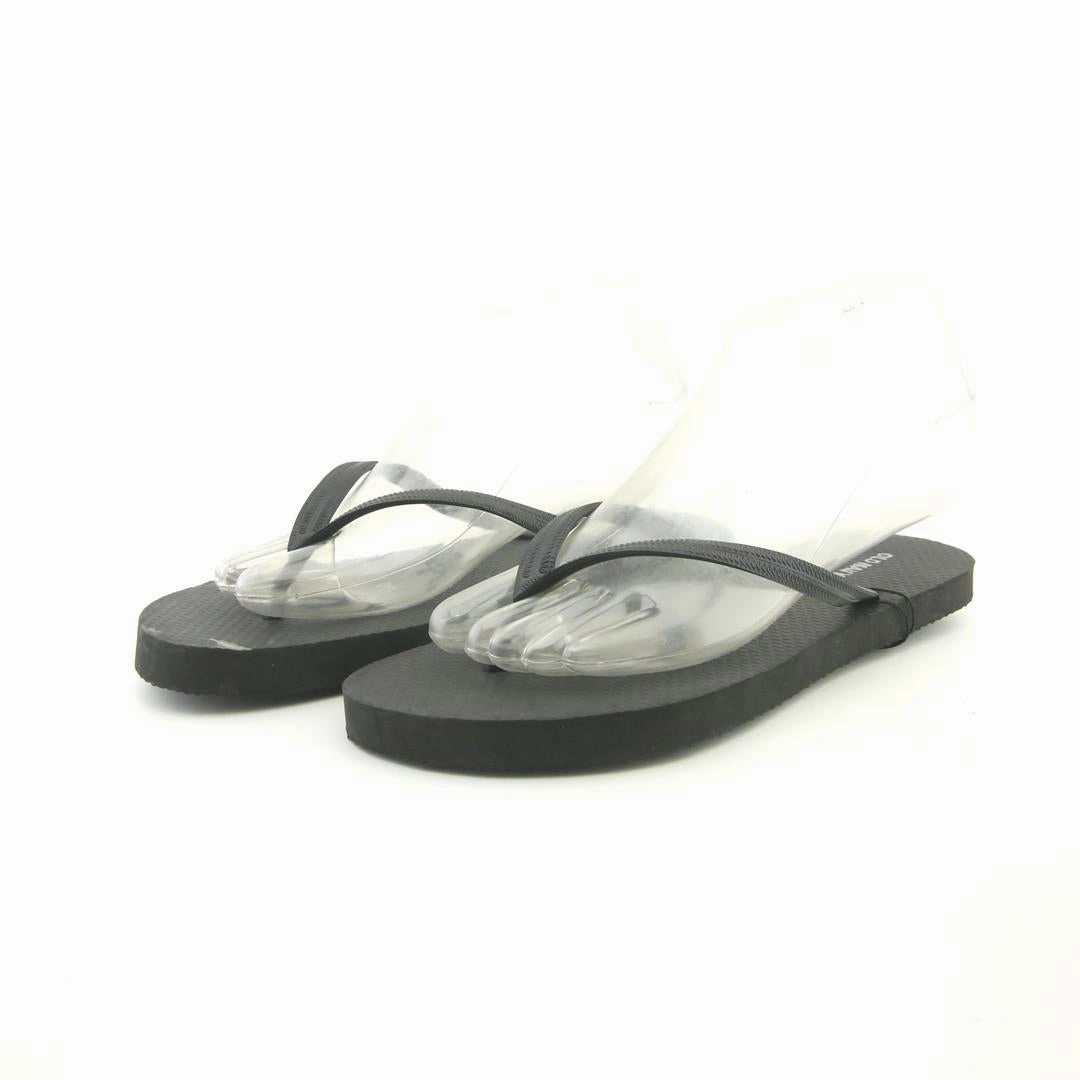OLD NAVY . Old Navy versatile casual footwear
