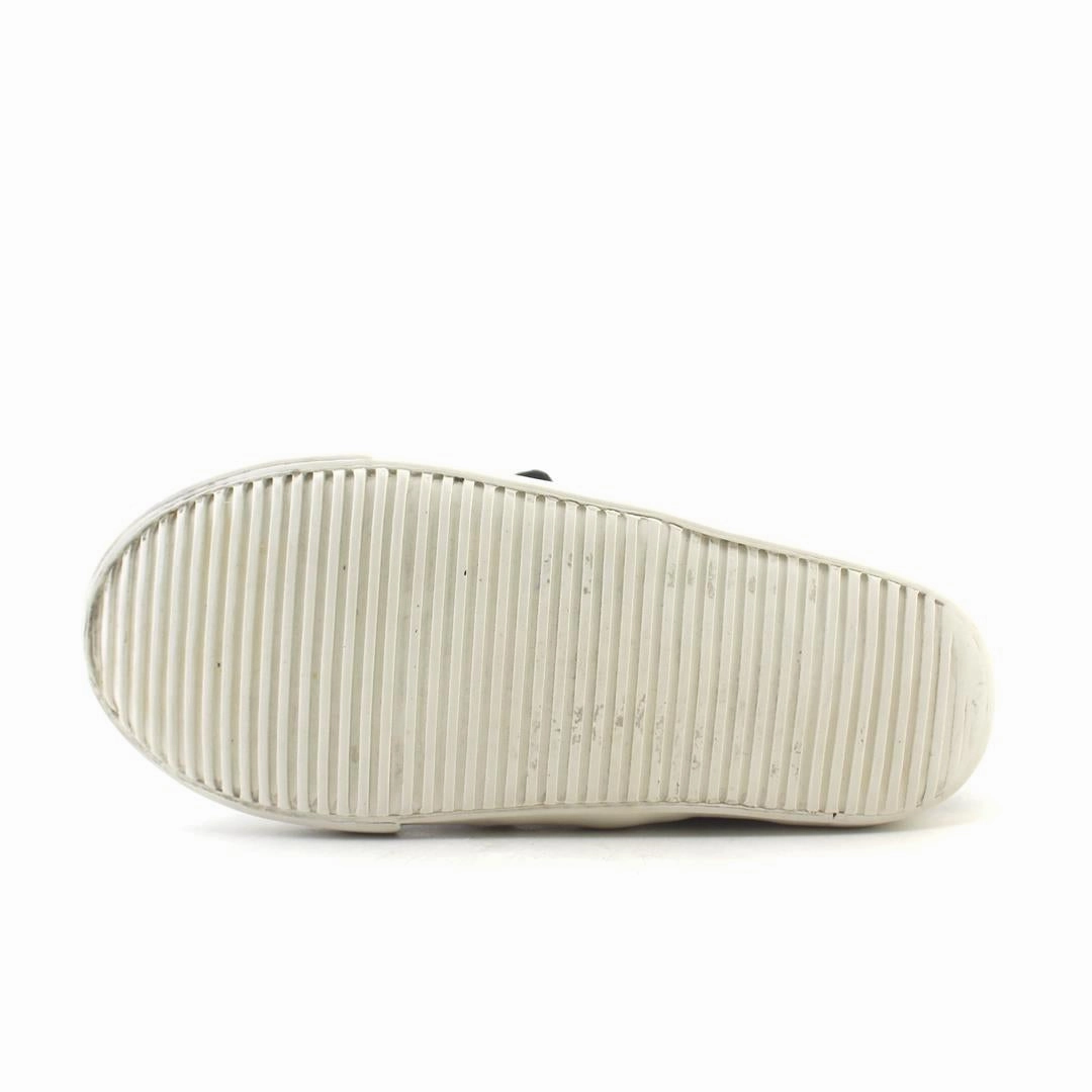 OLD NAVY . affordable Old Navy shoe visuals