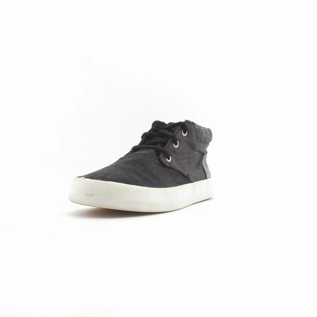 OLD NAVY . affordable Old Navy shoe visuals