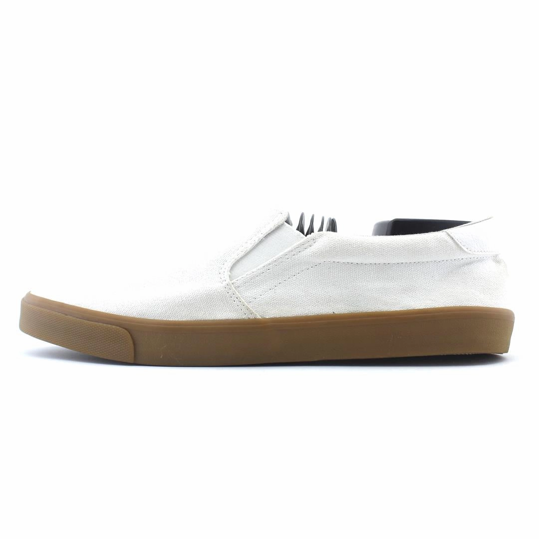 OLD NAVY . Old Navy versatile casual footwear