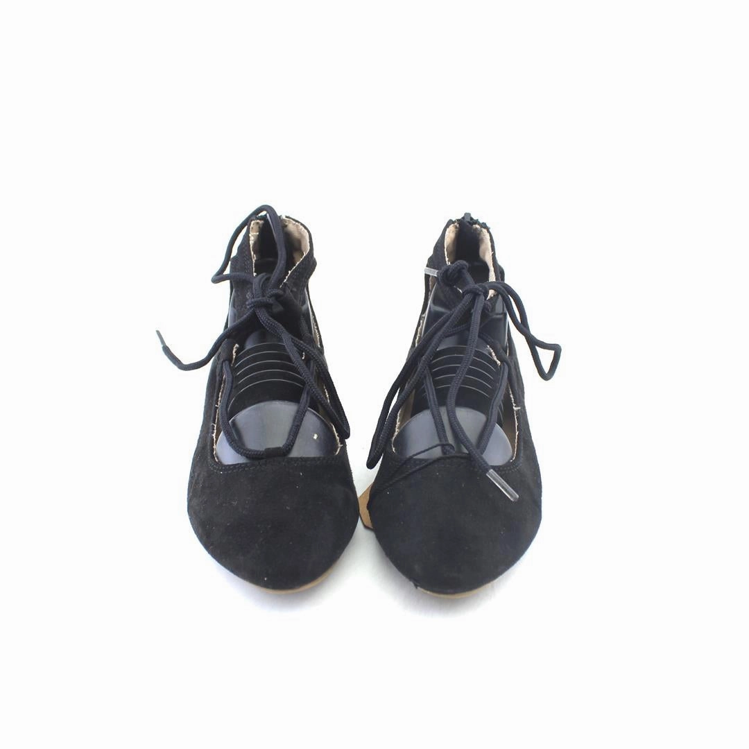OLD NAVY . affordable Old Navy shoe visuals