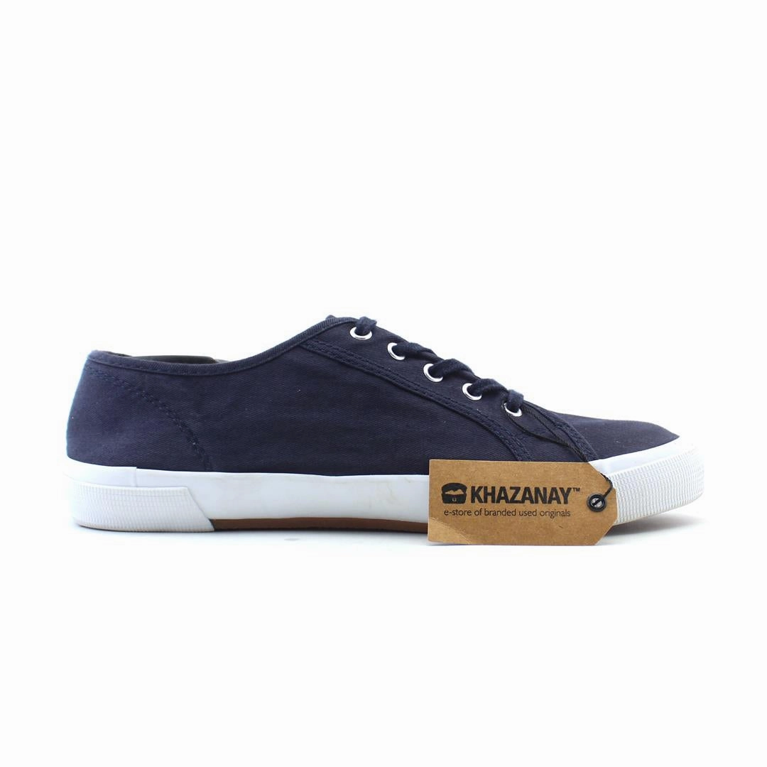 OLD NAVY . affordable Old Navy shoe visuals