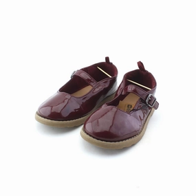 OLD NAVY . Old Navy versatile casual footwear
