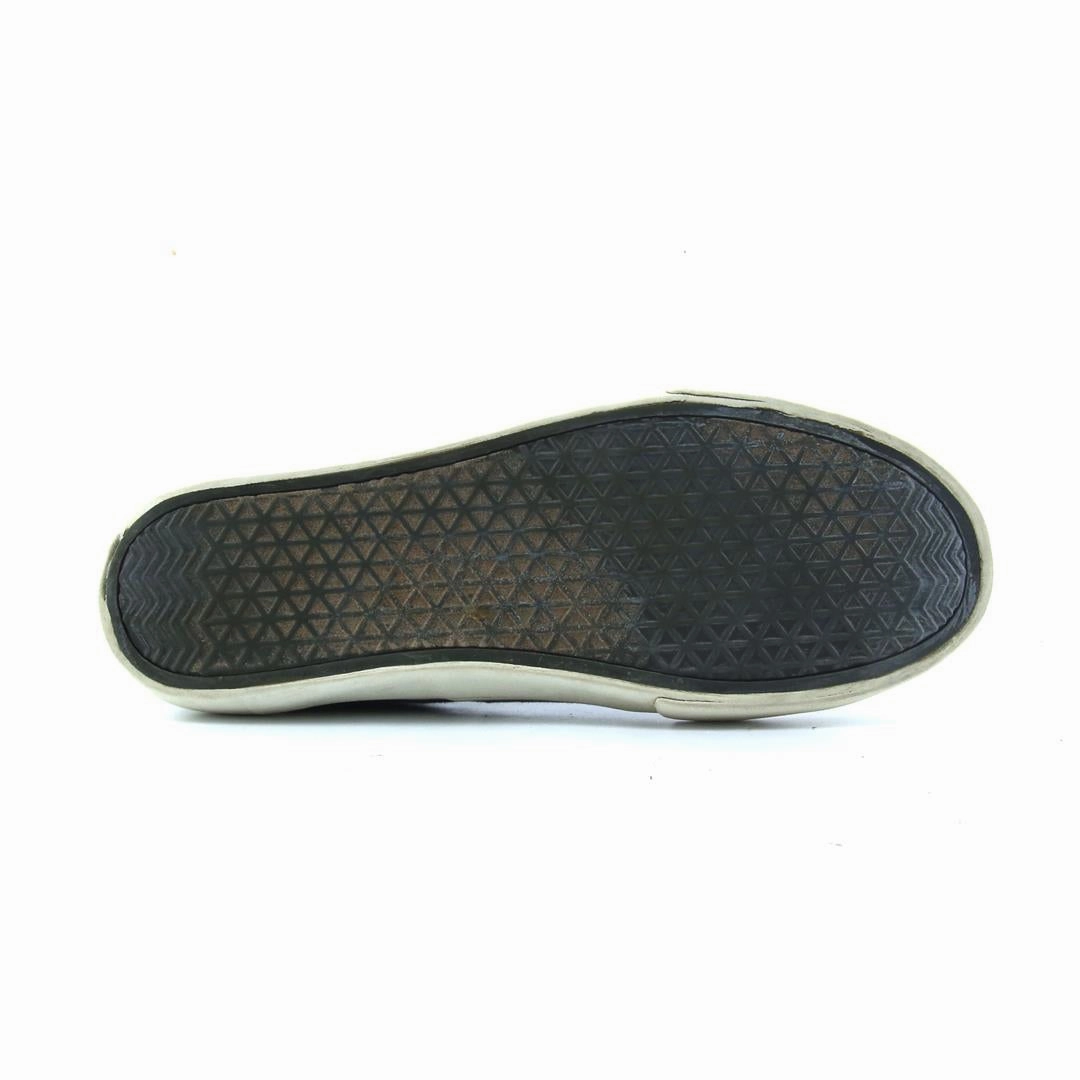 OLD NAVY . affordable Old Navy shoe visuals