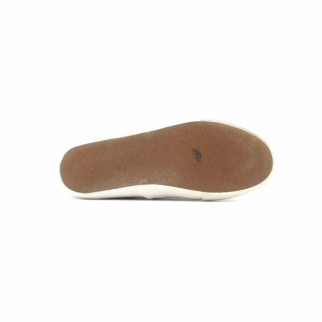 OLD NAVY . affordable Old Navy shoe visuals