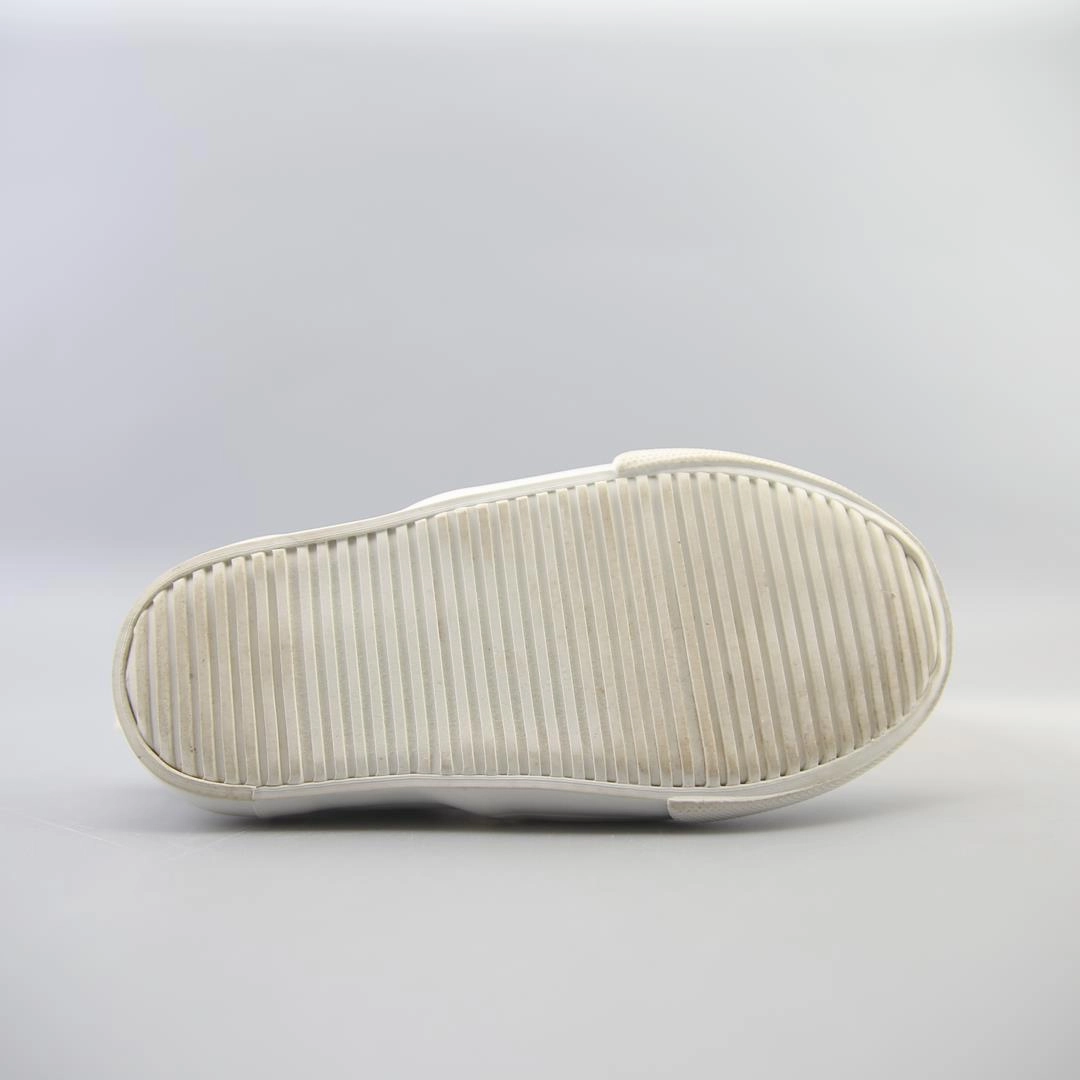 OLD NAVY . affordable Old Navy shoe visuals