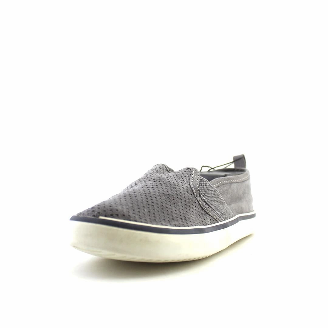 OLD NAVY . affordable Old Navy shoe visuals