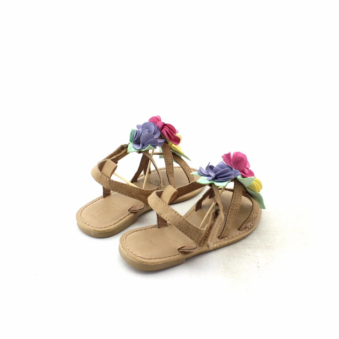 OLD NAVY . affordable Old Navy shoe visuals