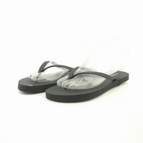 OLD NAVY . Old Navy versatile casual footwear