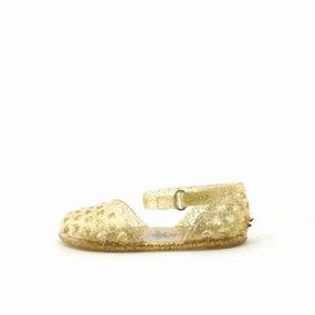 OLD NAVY . Old Navy versatile casual footwear