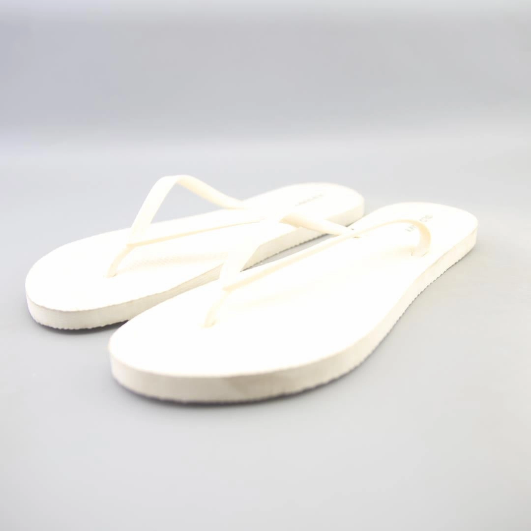 OLD NAVY . Old Navy versatile casual footwear