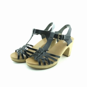OLD NAVY . Old Navy versatile casual footwear