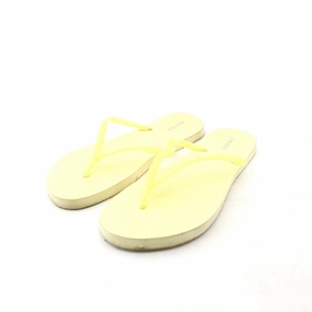 OLD NAVY . Old Navy versatile casual footwear