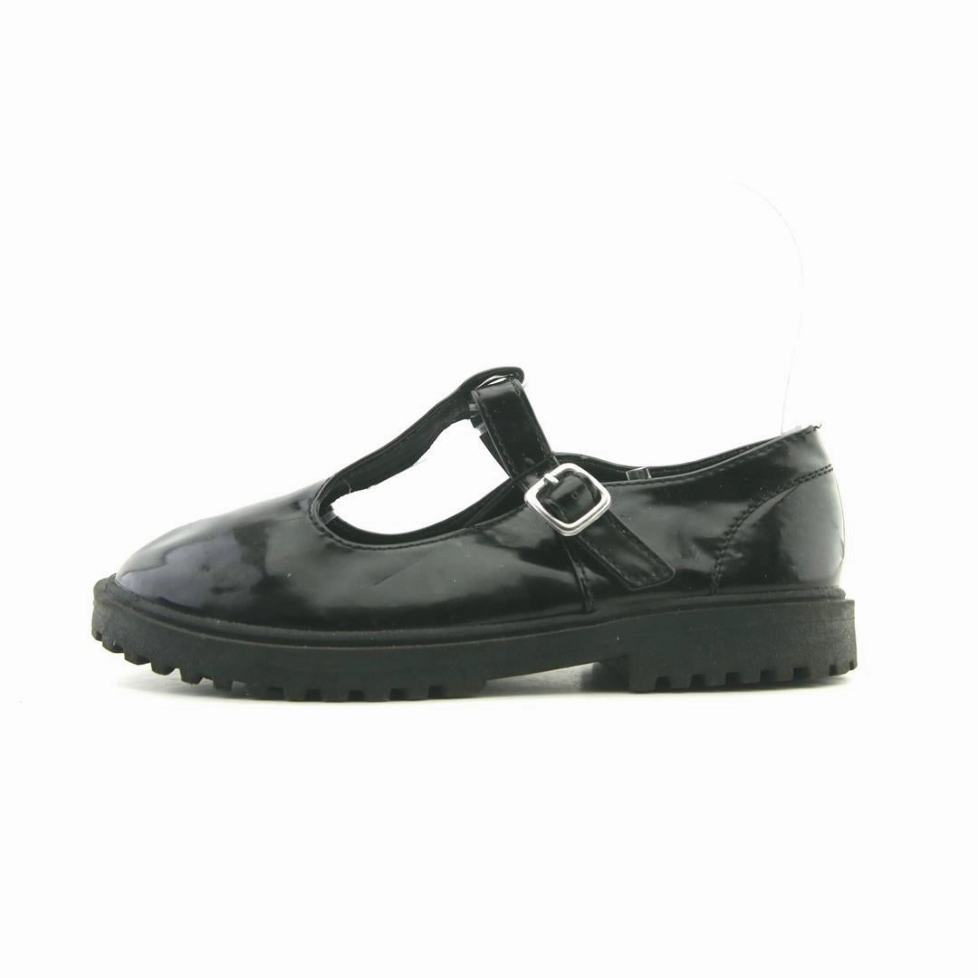 OLD NAVY . everyday Old Navy footwear looks