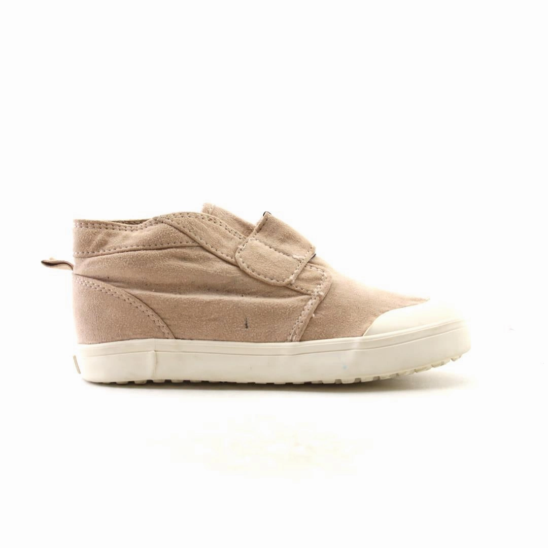 OLD NAVY . everyday Old Navy footwear looks