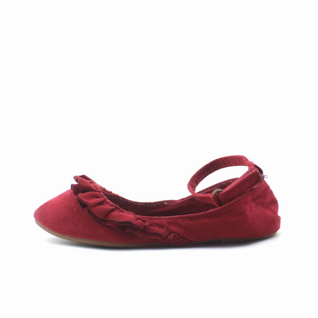 OLD NAVY . everyday Old Navy footwear looks