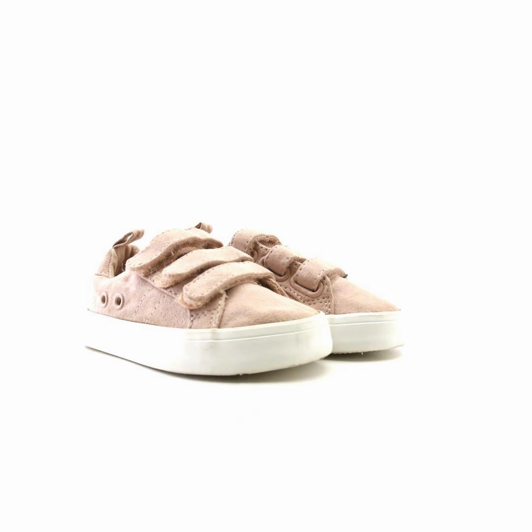 OLD NAVY . everyday Old Navy footwear looks