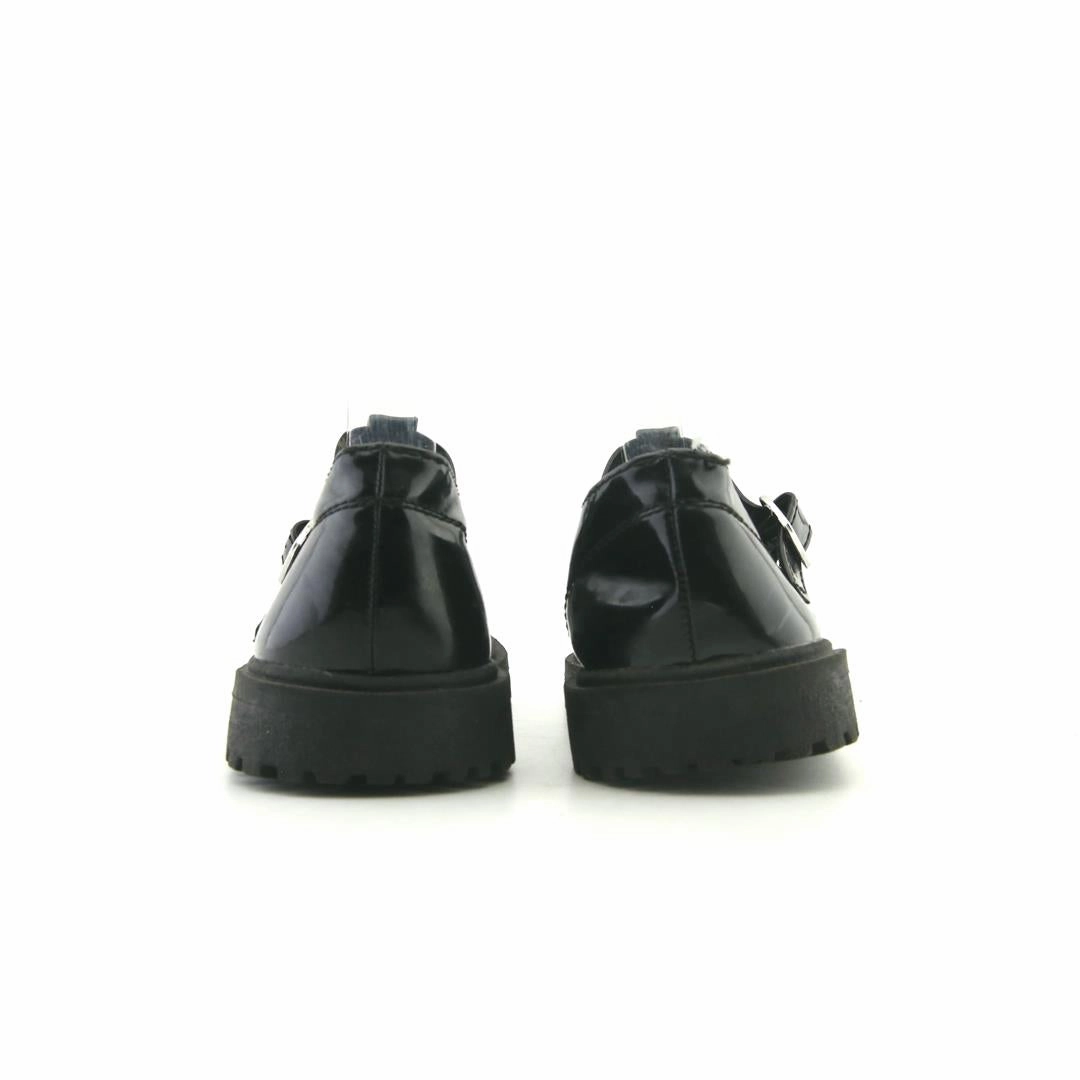 OLD NAVY . everyday Old Navy footwear looks