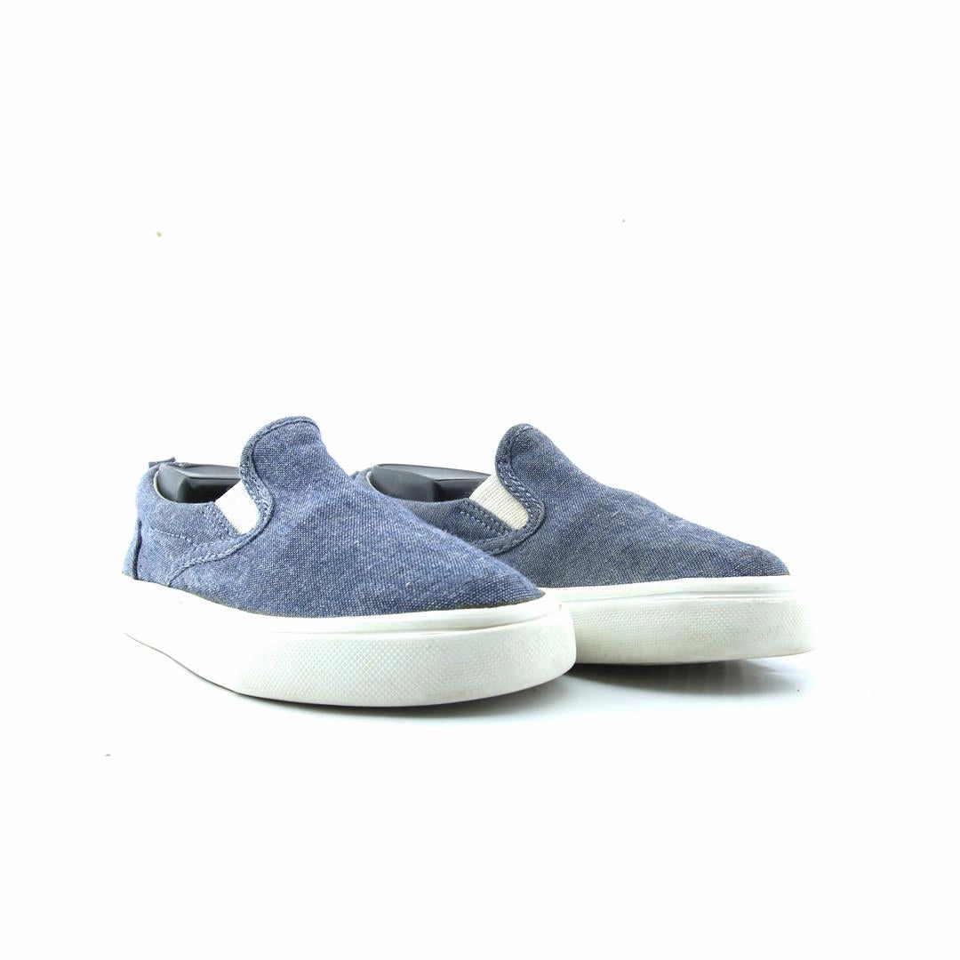 OLD NAVY . Old Navy casual shoe styles