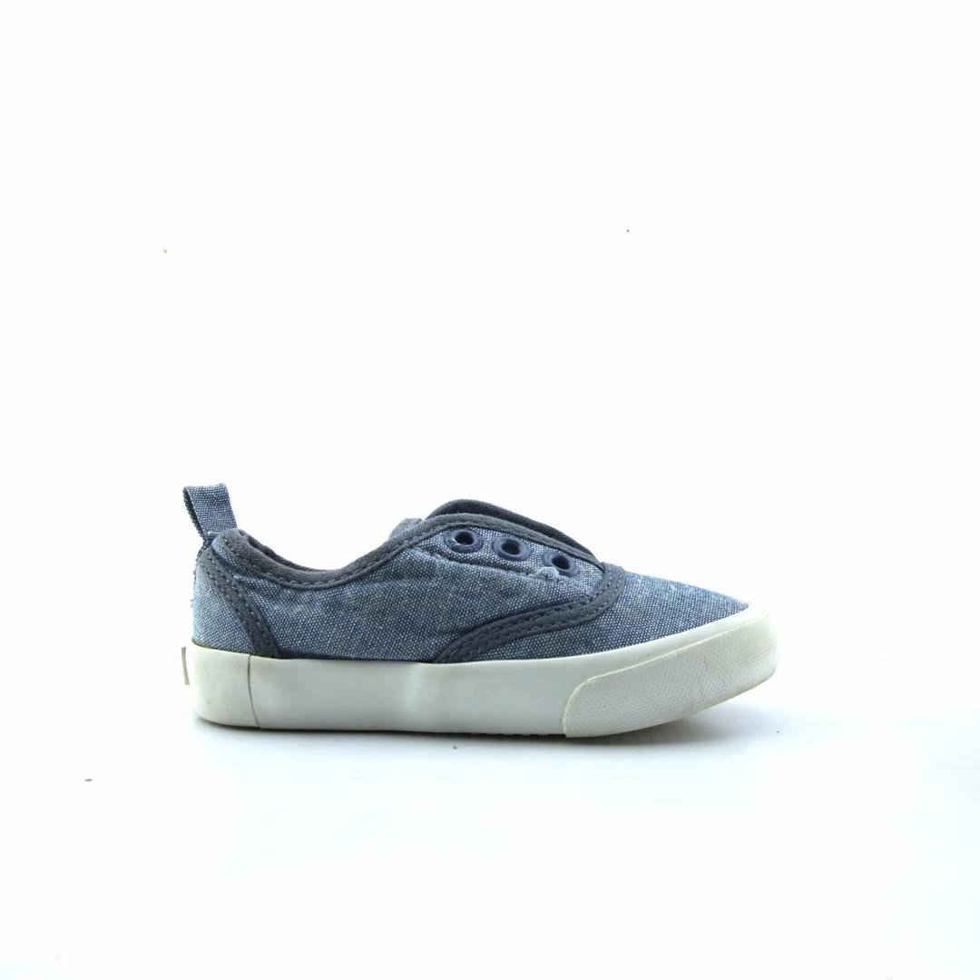 OLD NAVY . Old Navy casual shoe styles