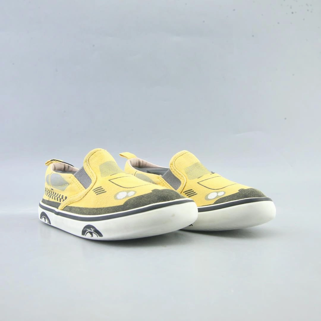 OLD NAVY . Old Navy casual shoe styles