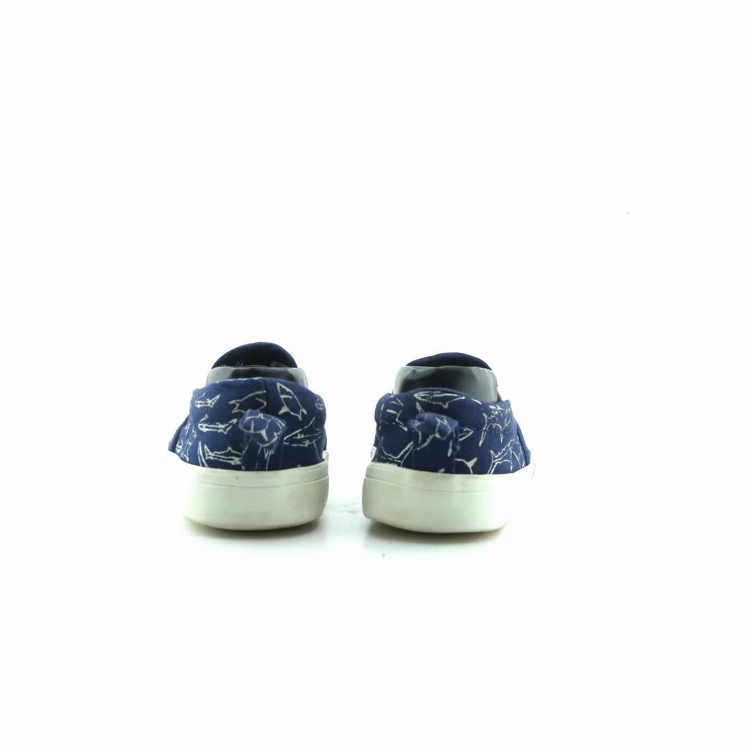 OLD NAVY . Old Navy casual shoe styles