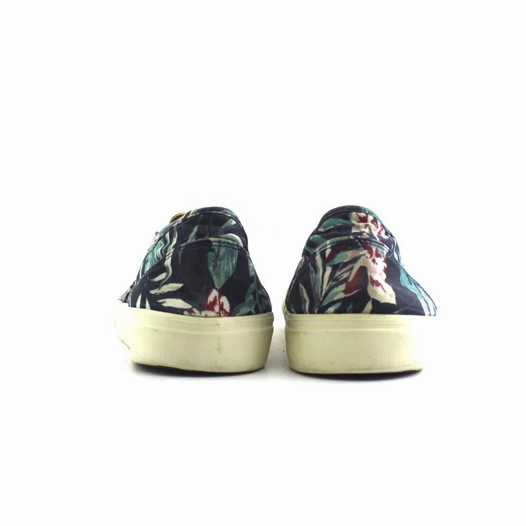 OLD NAVY . Old Navy casual shoe styles
