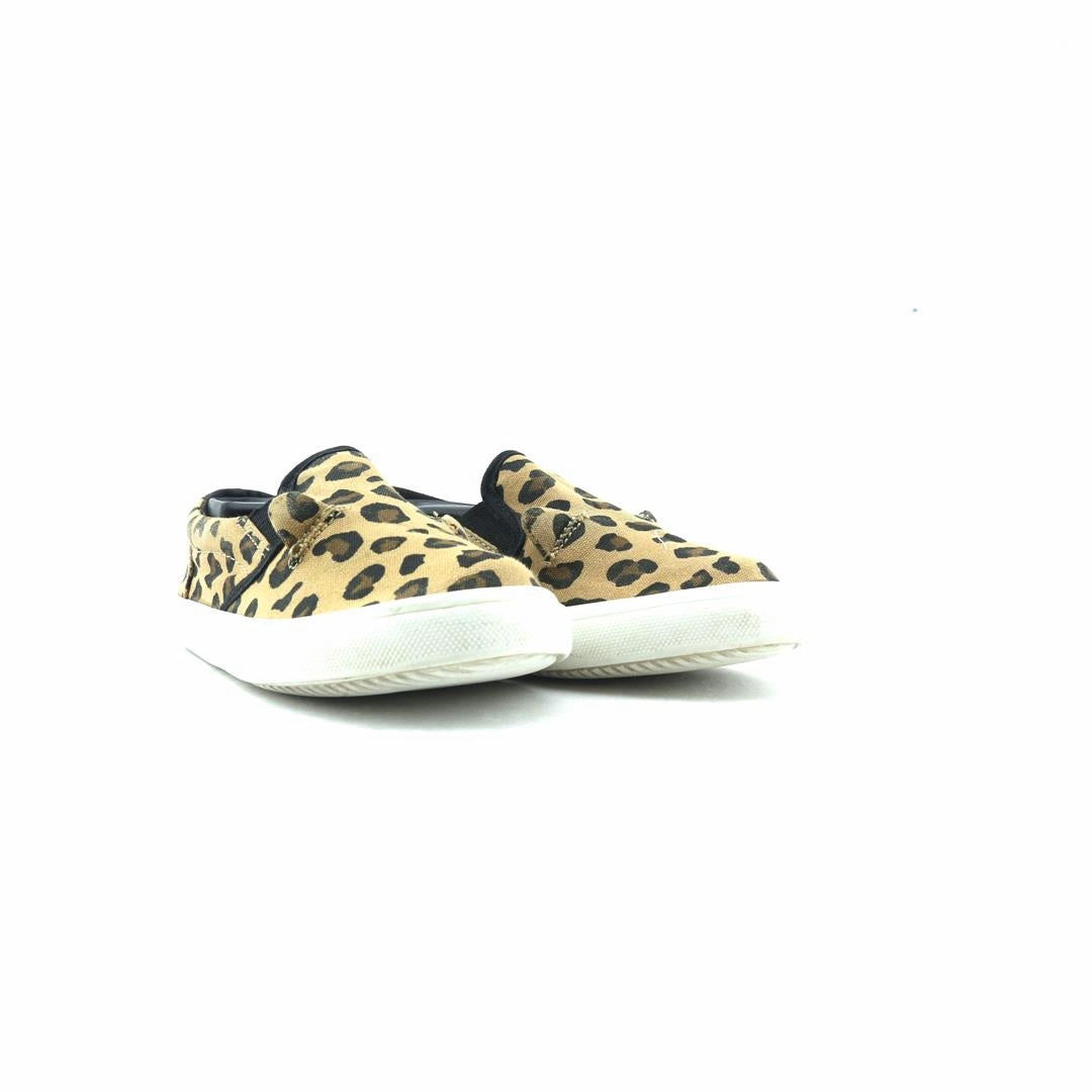 OLD NAVY . Old Navy casual shoe styles