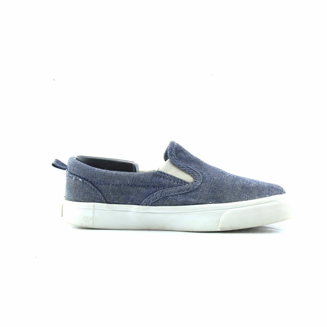 OLD NAVY . Old Navy casual shoe styles