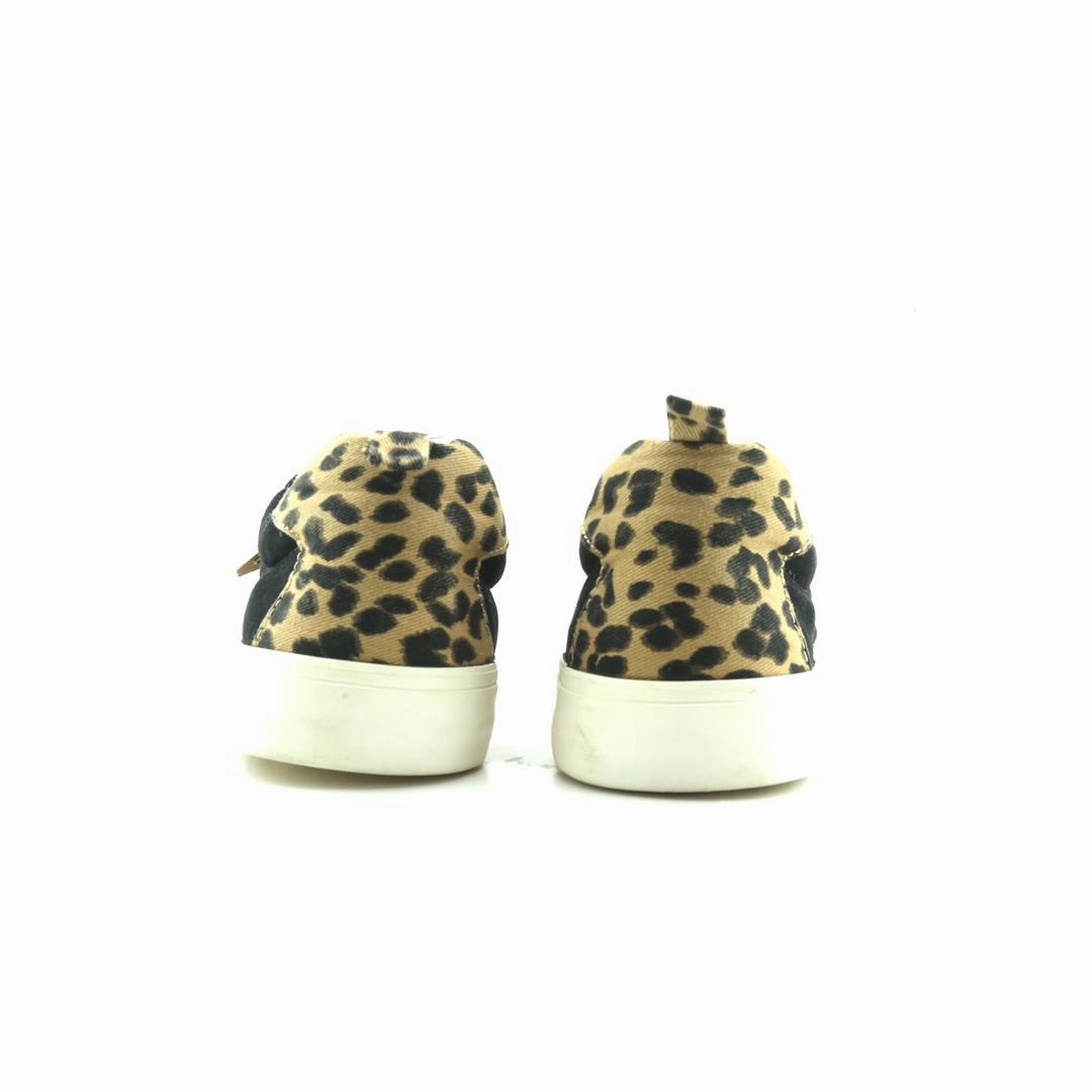 OLD NAVY . Old Navy casual shoe styles