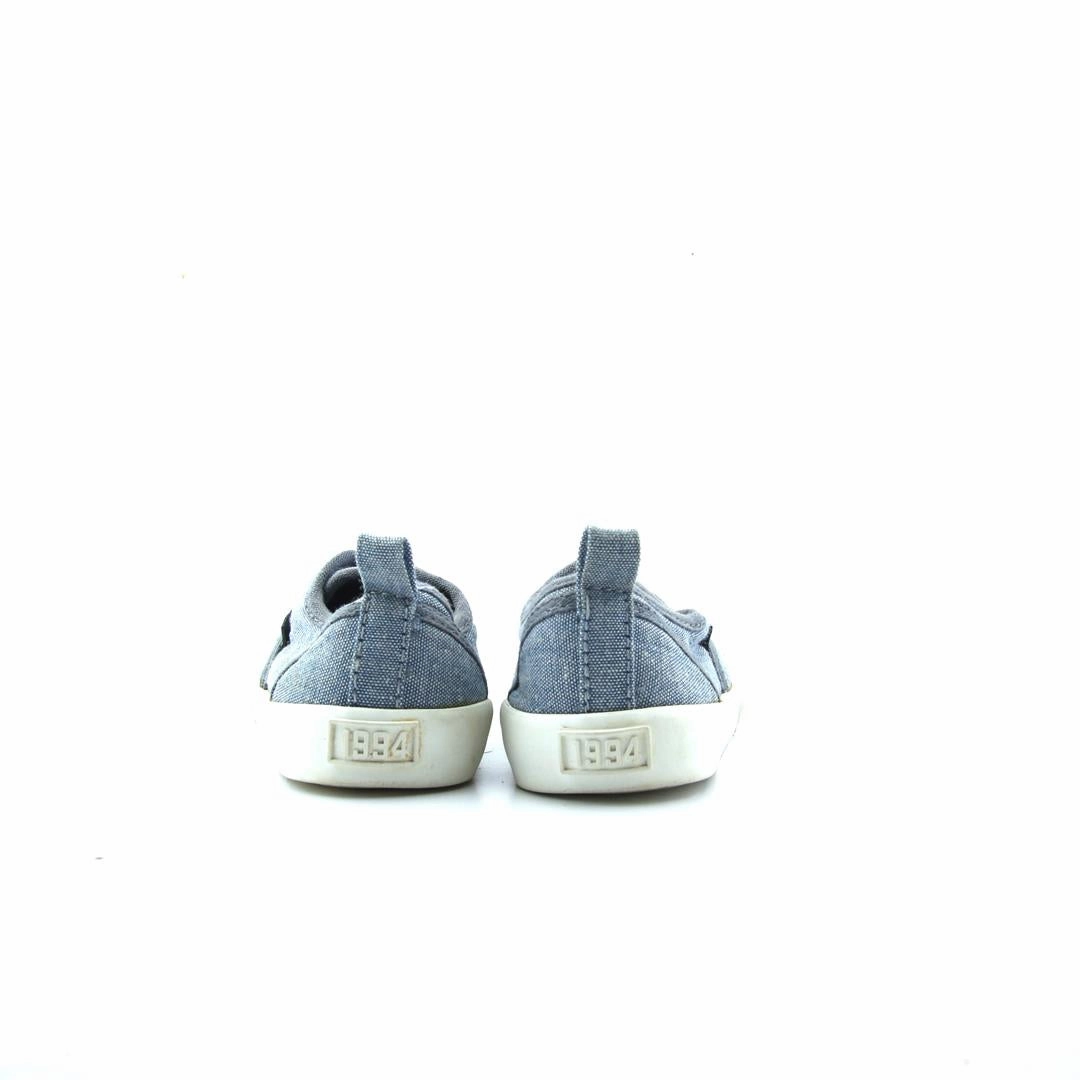 OLD NAVY . Old Navy casual shoe styles