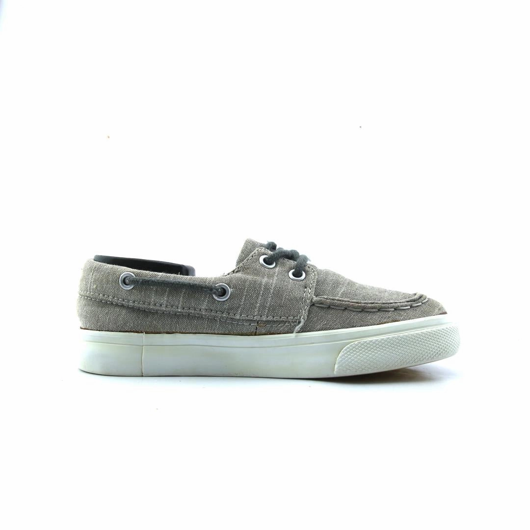 OLD NAVY . Old Navy casual shoe styles