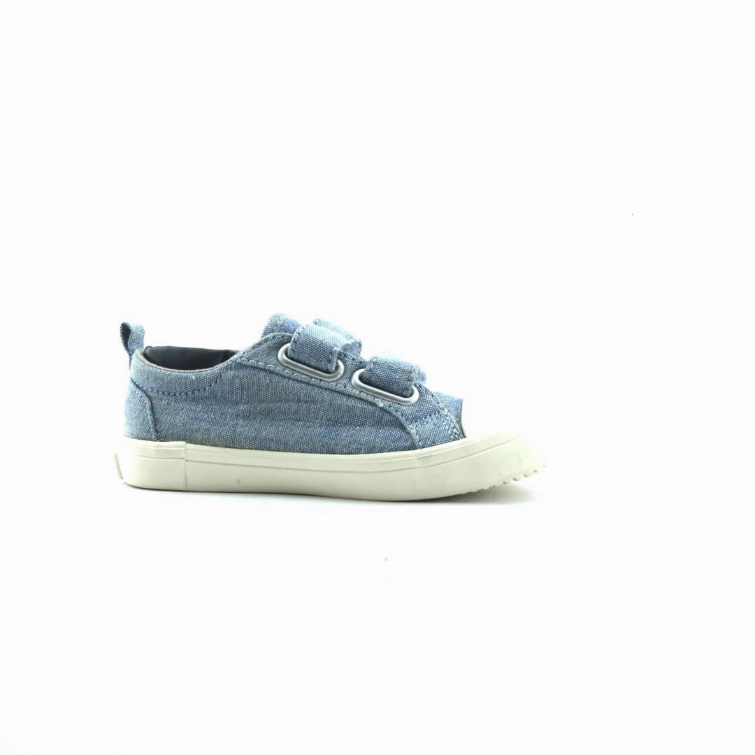 OLD NAVY . Old Navy casual shoe styles