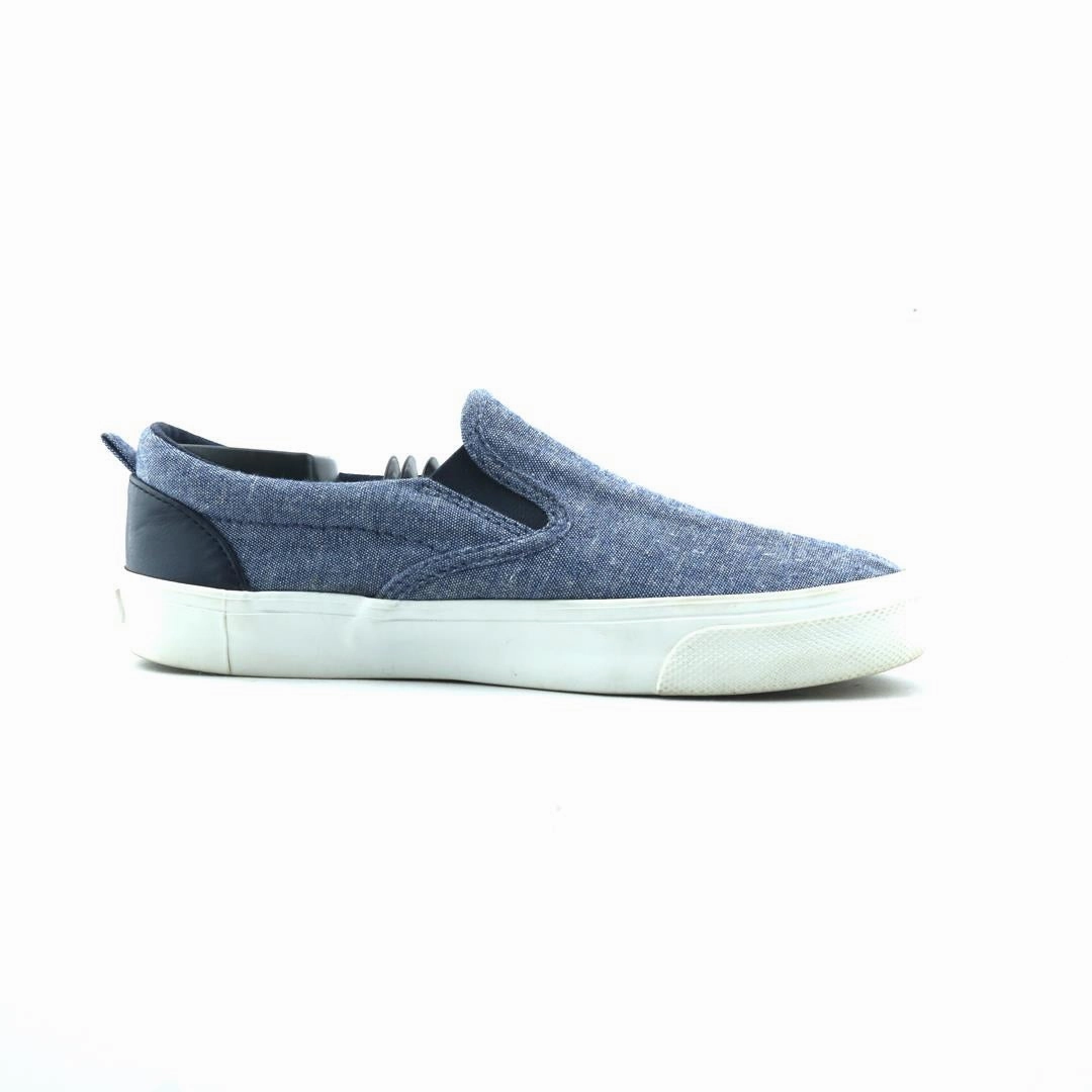 OLD NAVY . Old Navy casual shoe styles