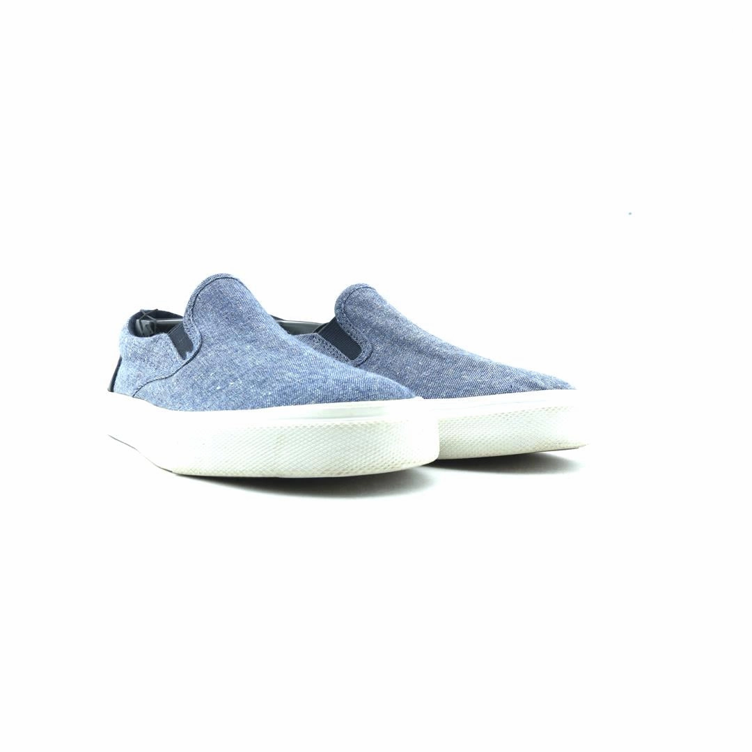 OLD NAVY . Old Navy casual shoe styles