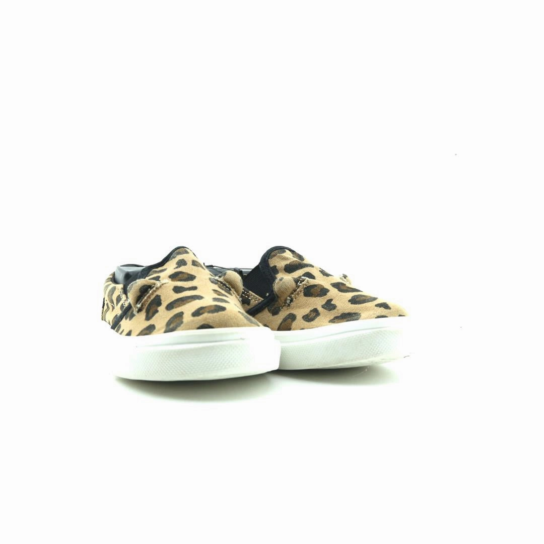 OLD NAVY . Old Navy casual shoe styles