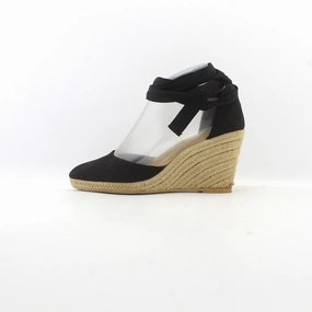 OLD NAVY . Old Navy affordable casual shoes