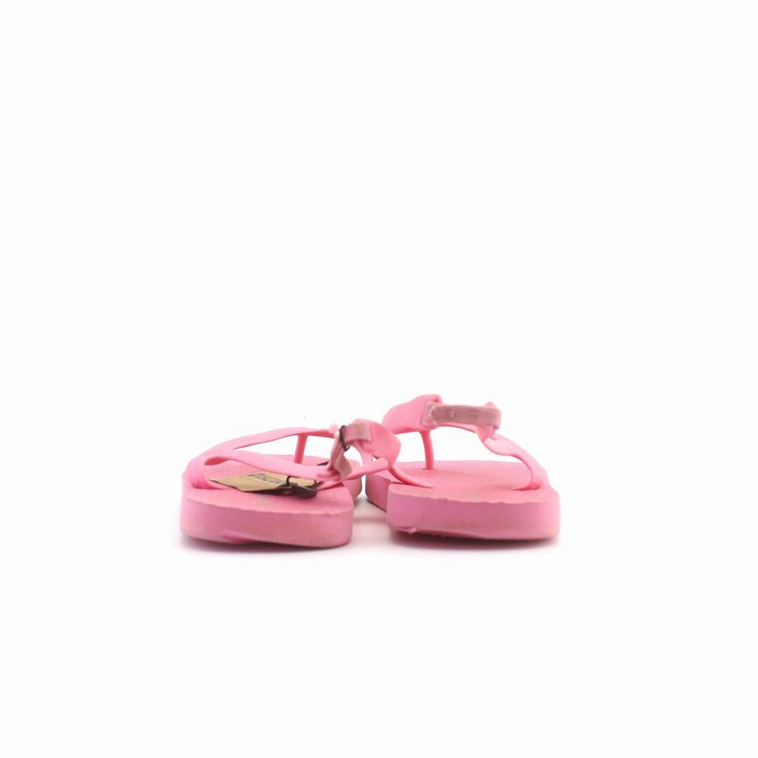 OLD NAVY . Old Navy shoe design snapshots