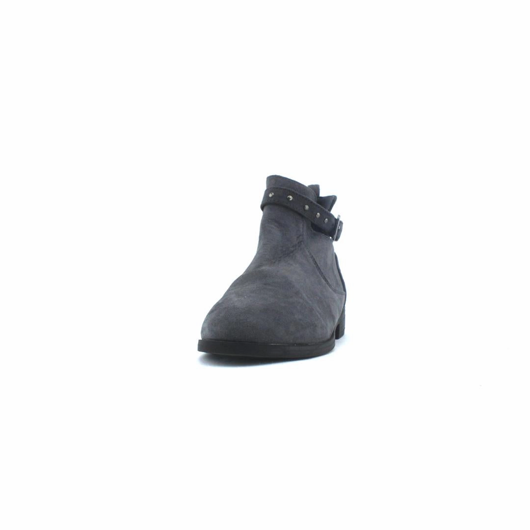 OLD NAVY . Old Navy shoe design snapshots