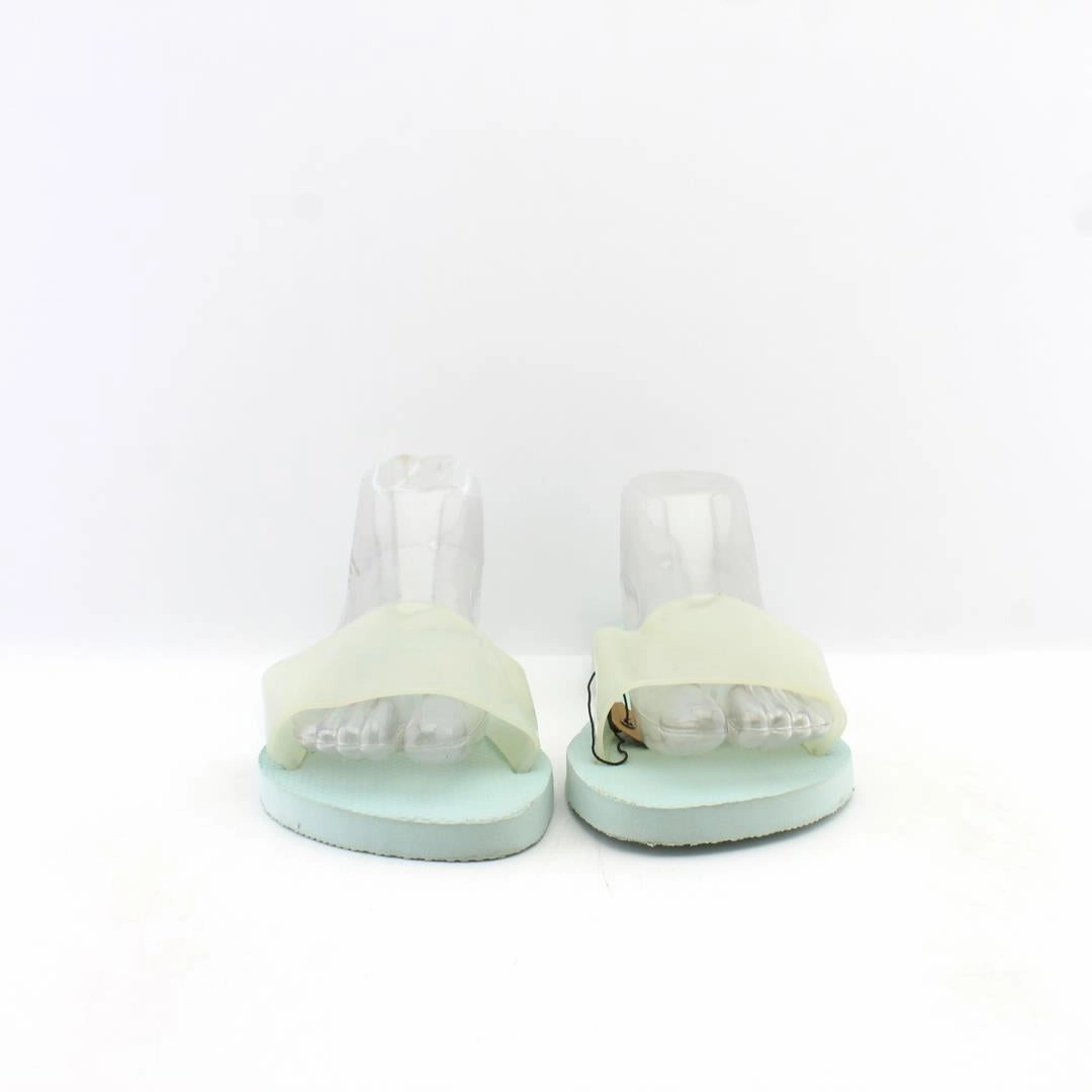 OLD NAVY . Old Navy shoe design snapshots