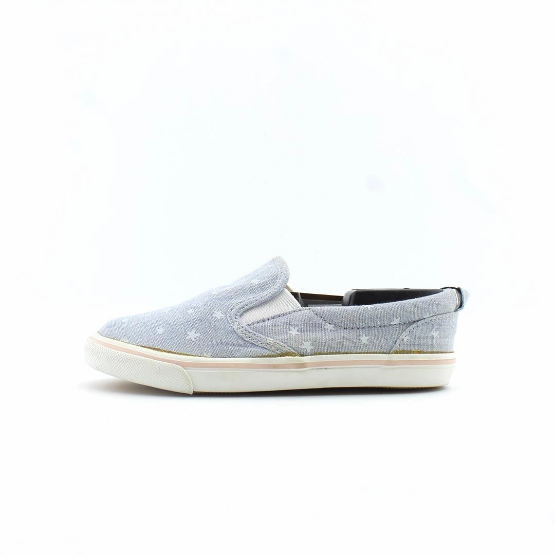 OLD NAVY . Old Navy trendy shoe designs
