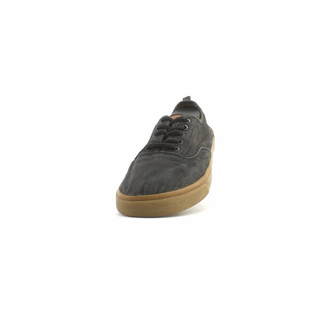 OLD NAVY . Old Navy shoe design snapshots