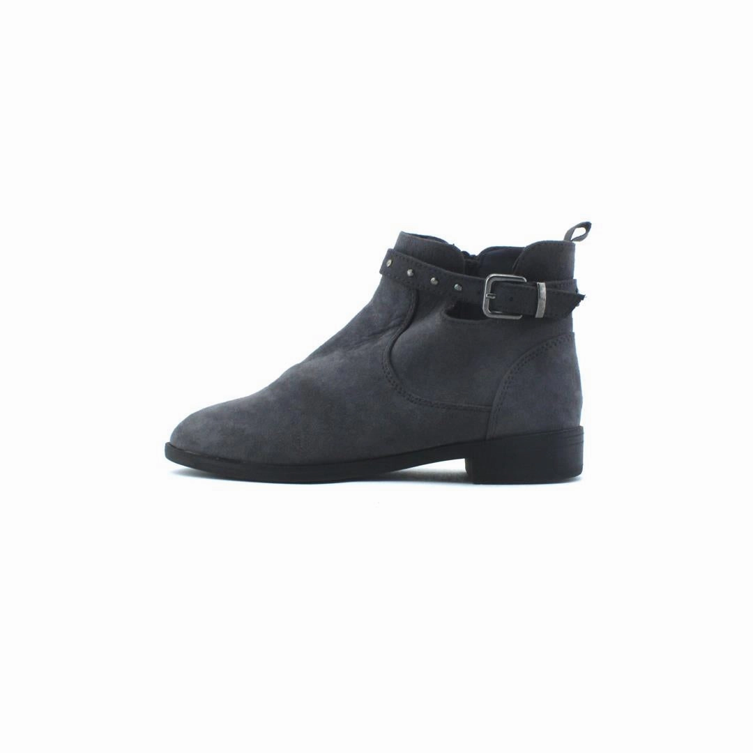 OLD NAVY . Old Navy trendy shoe designs