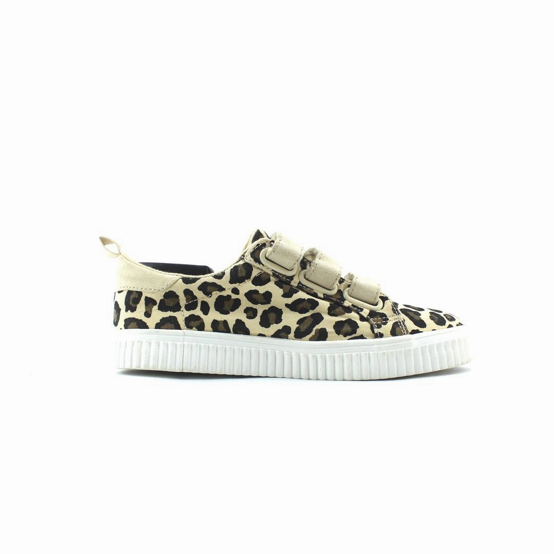 OLD NAVY . Old Navy shoe design snapshots