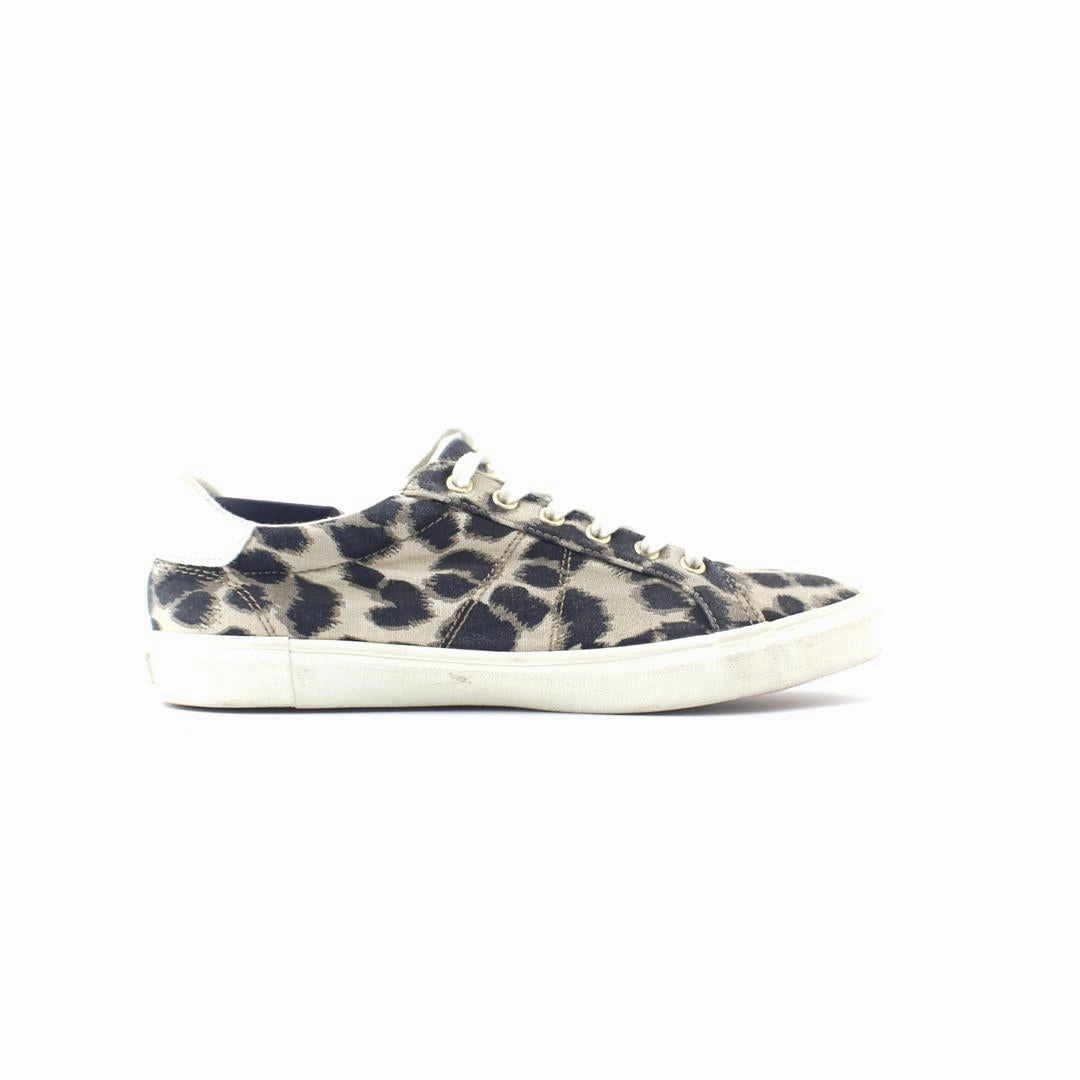 OLD NAVY . Old Navy shoe design snapshots