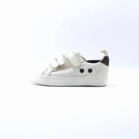 OLD NAVY . Old Navy trendy shoe designs