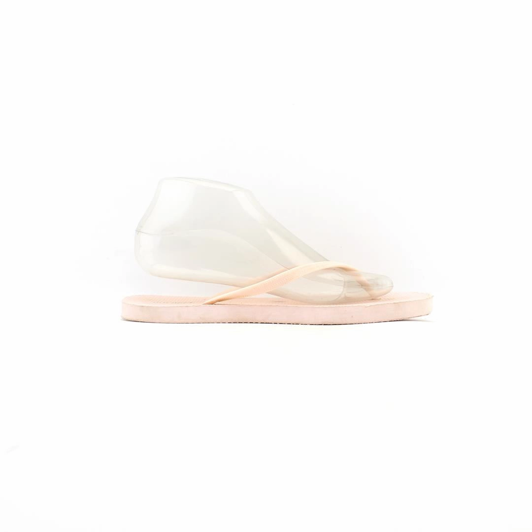 OLD NAVY . Old Navy shoe design snapshots