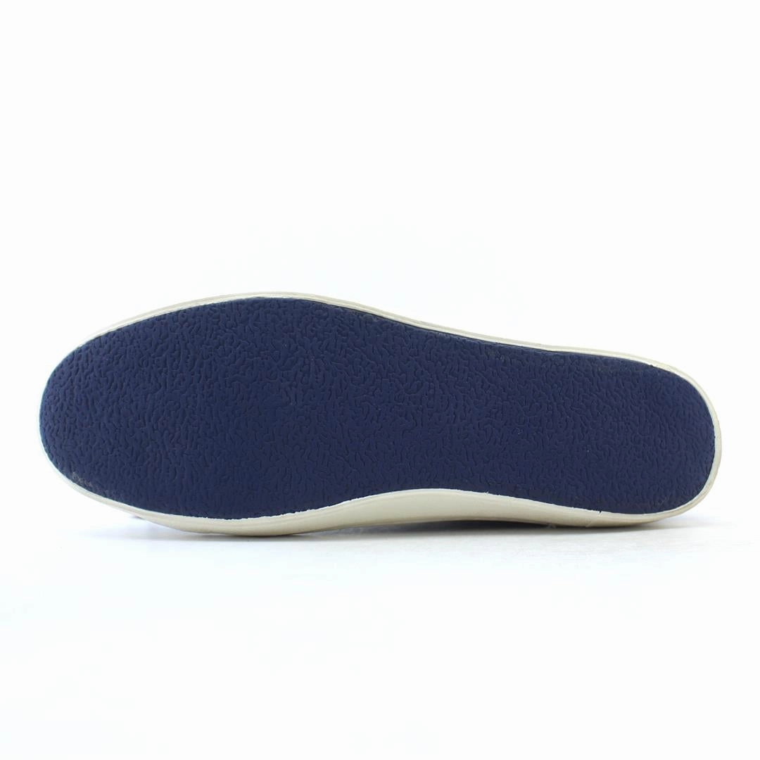 OLD NAVY LACE UP COURT affordable Old Navy shoe visuals