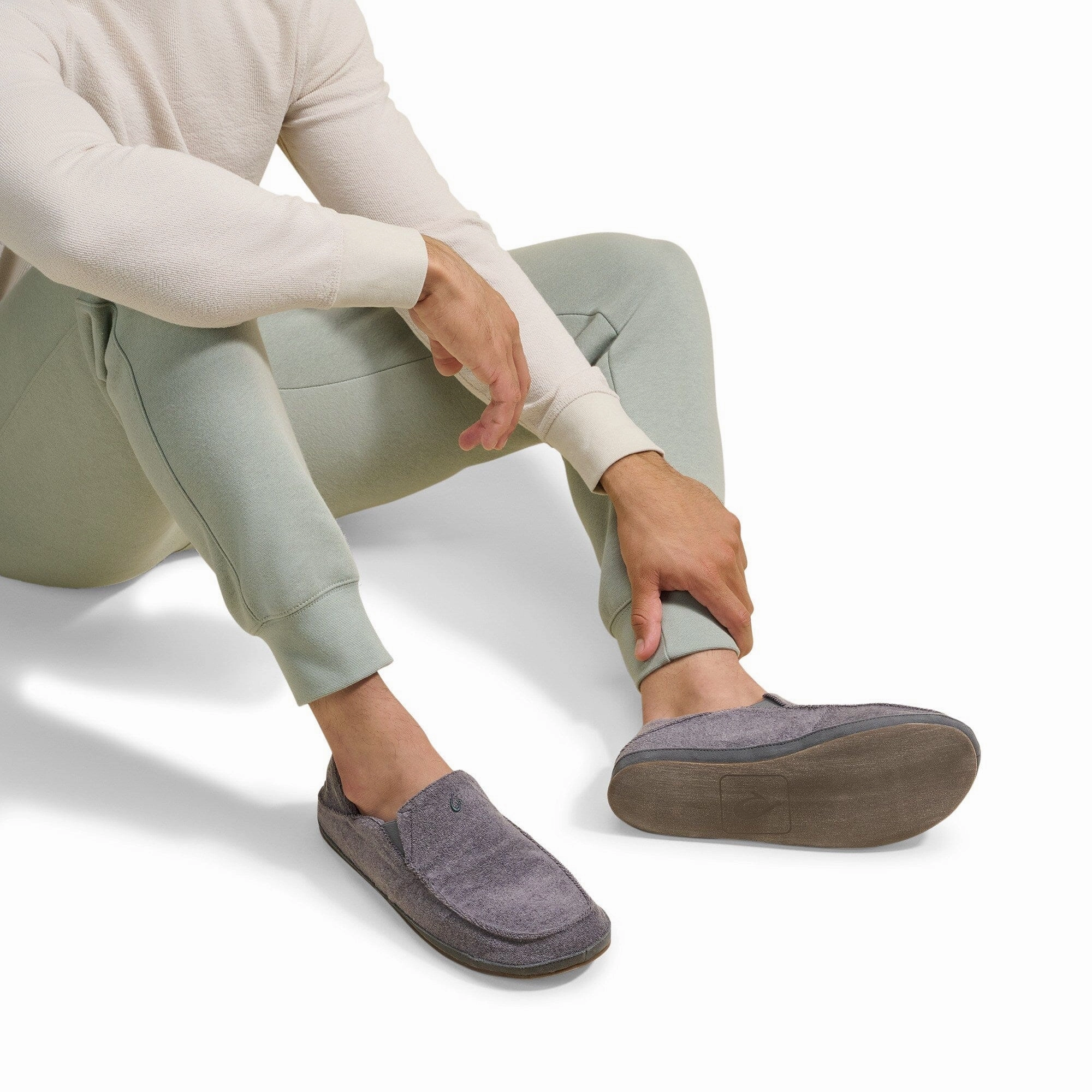 OLUKAI MOLOA HULU MEN'S - FINAL SALE! Olukai comfortable water shoes